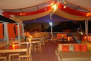 Guest House Nomadas Hostal restaurant